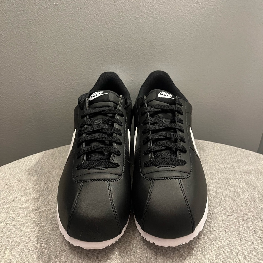 Nike Cortez Black White Sneaker Men's Athletic Shoe Size 11.5 DM4044 001 - Picture 5 of 11